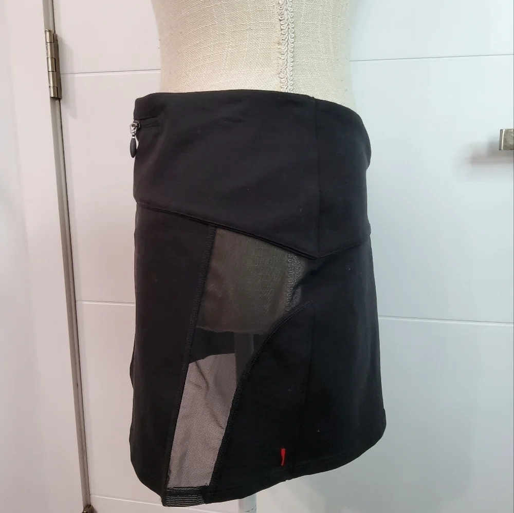 Spanx Wrap and Go Skirt-Wrap Size S/M